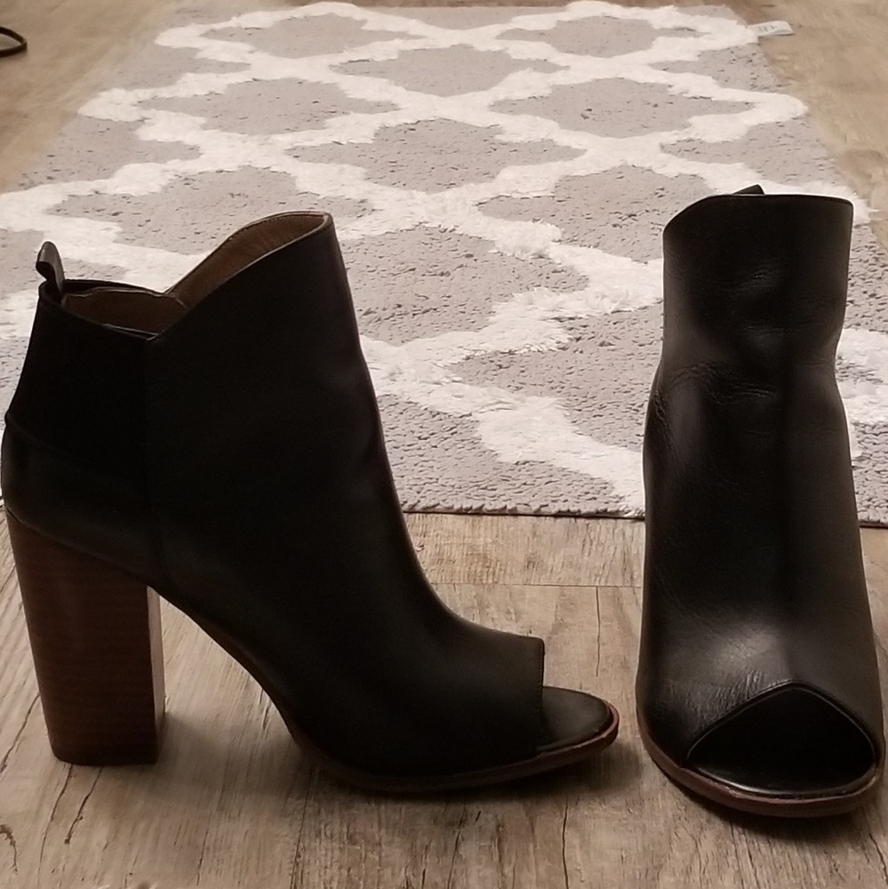 Kelsi Dagger Black Leather Booties
